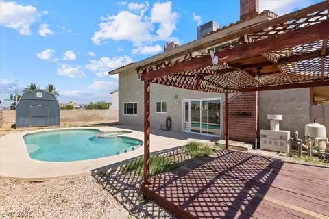 580 Chelsea Dr, Henderson, NV 89014
