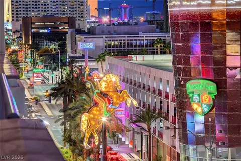 150 N Las Vegas Blvd #804, Las Vegas, NV 89101