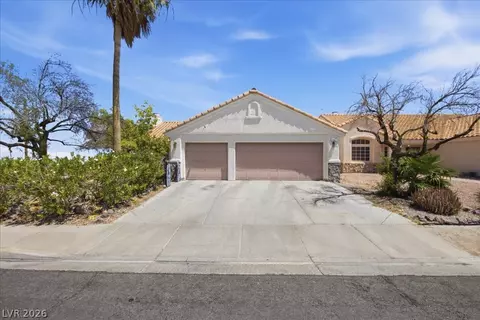 101 Aruba Isle Dr, Henderson, NV 89002
