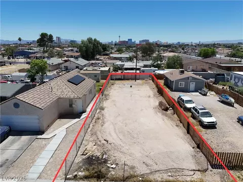 1249 W Bartlett Ave, Las Vegas, NV 89106