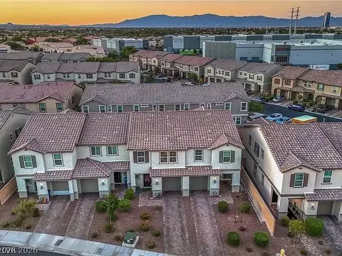 5312 Silver Br, Las Vegas, NV 89118