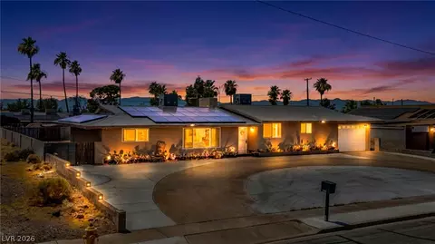 839 Park Ln, Henderson, NV 89015