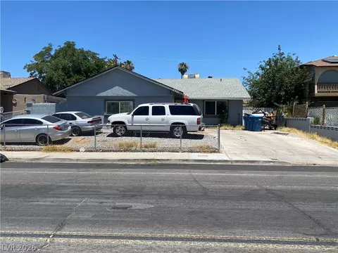 2901 Searles Ave, Las Vegas, NV 89101