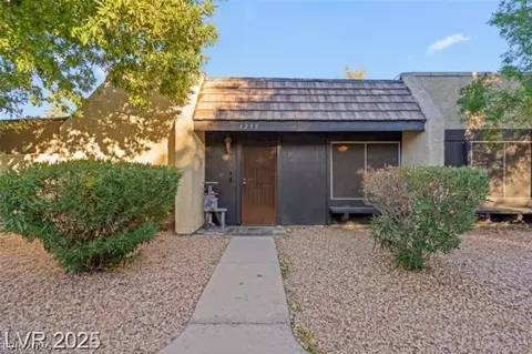 3255 Liahona Way, Las Vegas, NV 89121