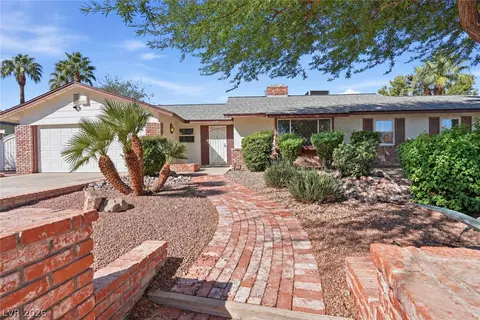 1209 Oak Tree Ln, Las Vegas, NV 89108