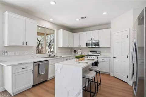 3440 Bella Viera Ct, Las Vegas, NV 89141