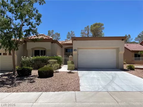 8673 Prairie Hill Dr, Las Vegas, NV 89134