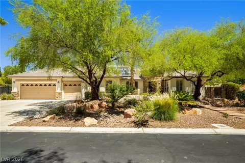 7220 Lake Farm Ave, Las Vegas, NV 89131