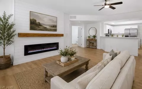5855 Valley Dr #1022, North Las Vegas, NV 89031
