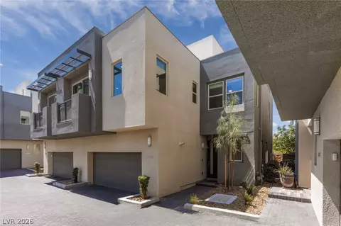 11335 Gravitation Dr, Las Vegas, NV 89135