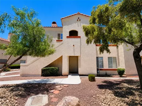 525 Indian Princess Dr #101, Las Vegas, NV 89145