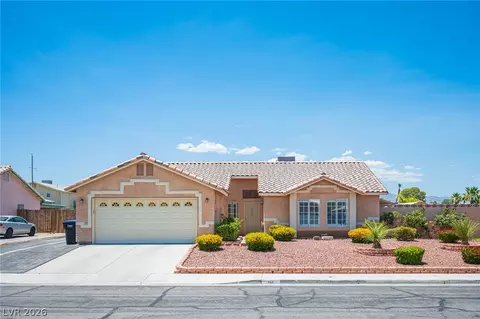 4353 Valley Regents Dr, North Las Vegas, NV 89032