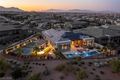 10843 White Clay Dr, Las Vegas, NV 89135