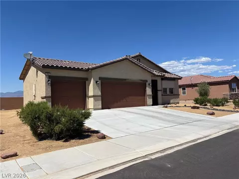 3558 E Moffat Ave, Pahrump, NV 89061