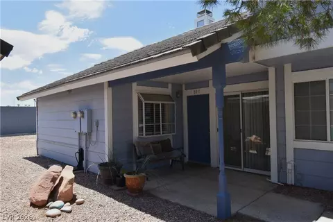 5851 Medallion Dr #101, Las Vegas, NV 89122
