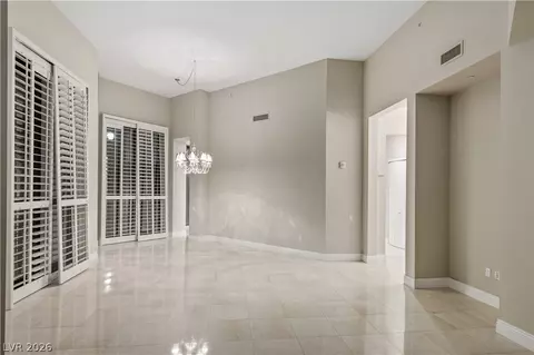 2747 Paradise Rd #106, Las Vegas, NV 89109