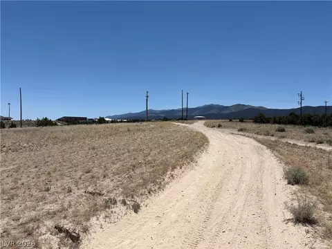 001-482 10, Ely, NV 89301 photo 4