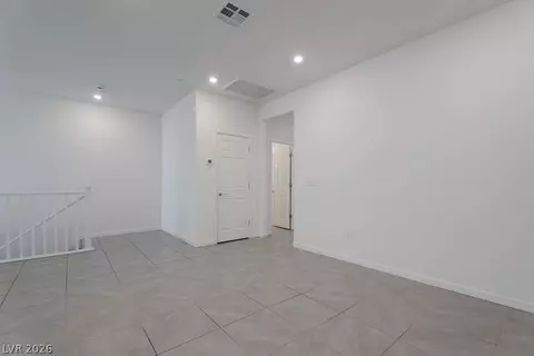 Entry Way - 902 Bronzite St, Henderson, NV 89011 photo 3 of 3
