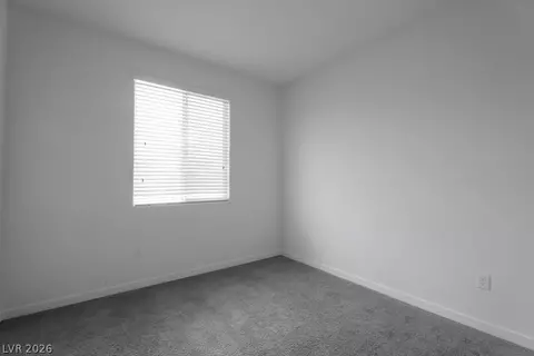 Bedroom - 902 Bronzite St, Henderson, NV 89011 photo 4 of 11