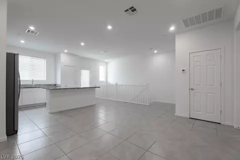 Living - 902 Bronzite St, Henderson, NV 89011 photo 2 of 3