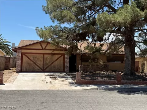 1712 Rockcrest Dr, Las Vegas, NV 89108