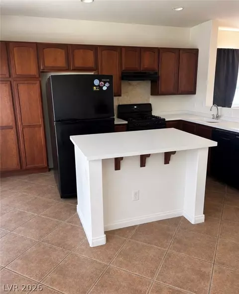 340 Sweet Sugar Pine Dr, Henderson, NV 89015