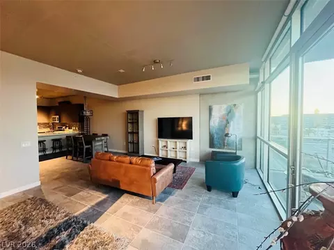 353 E Bonneville Ave #606, Las Vegas, NV 89101