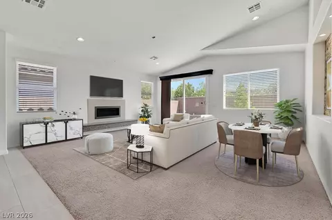 8013 Glimmerglass Ave, Las Vegas, NV 89178