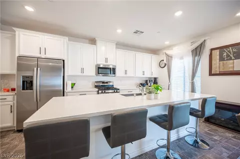 7228 N Decatur Blvd #4, Las Vegas, NV 89131