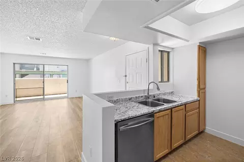 7100 Pirates Cove Rd #1106, Las Vegas, NV 89145