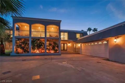 1400 Maria Elena Dr, Las Vegas, NV 89104