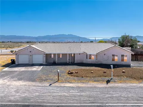 2335 Mount Charleston Dr, Pahrump, NV 89048