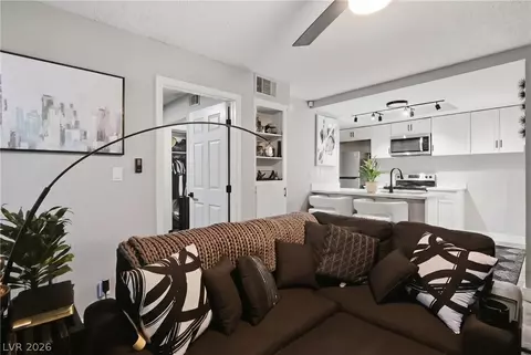 4321 Gannet Cir #199, Las Vegas, NV 89103