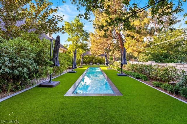 3001 Astoria Pines Cir, Las Vegas, NV 89107