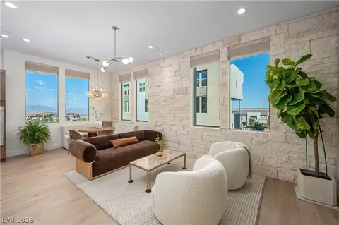1543 Stone Perch St, Las Vegas, NV 89138