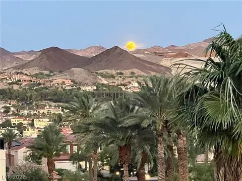 40 Strada Principale, Henderson, NV 89011