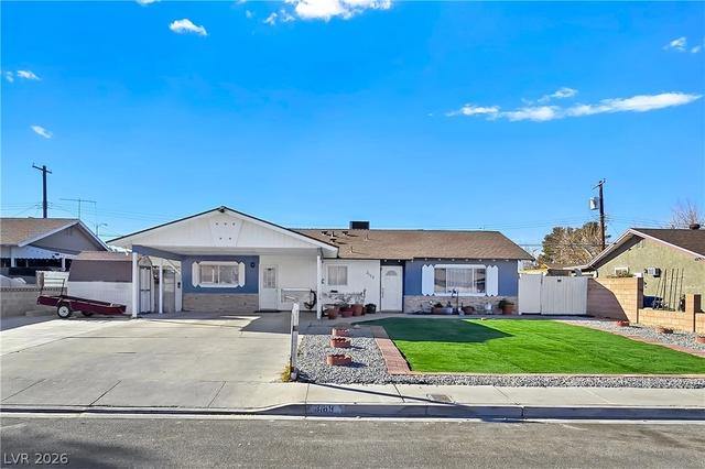 3169 Nottingham Dr, Las Vegas, NV 89121