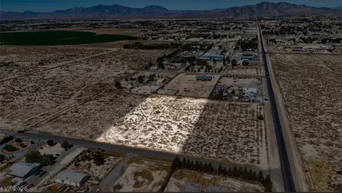 1940 N Saddle Horn Ln, Pahrump, NV 89060
