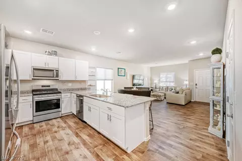 4352 Meadow Glade Ave, North Las Vegas, NV 89084