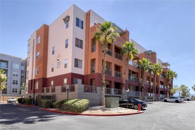 35 E Agate Ave #308, Las Vegas, NV 89123