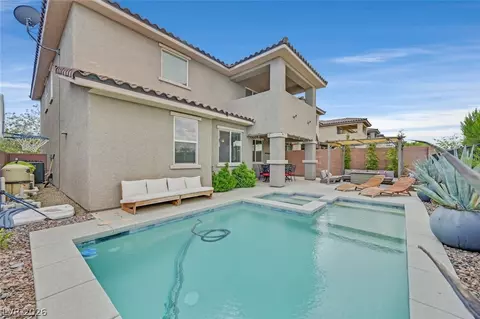2486 Dragon Fire Ln, Henderson, NV 89052