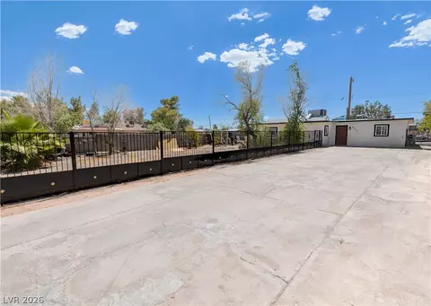2307 Daley St, North Las Vegas, NV 89030