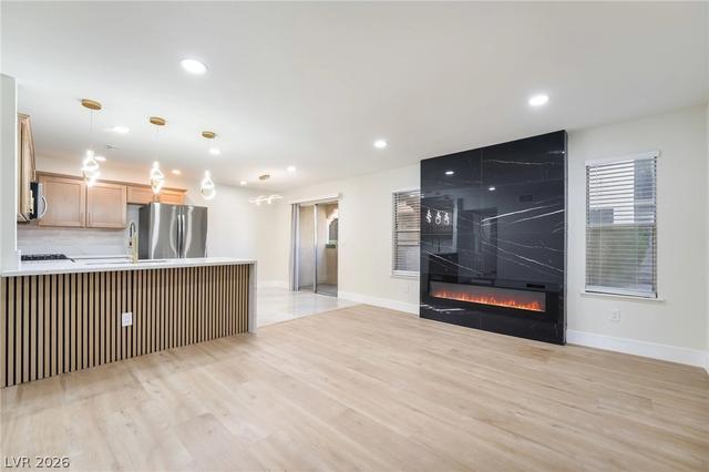 5064 Spencer St #A, Las Vegas, NV 89119
