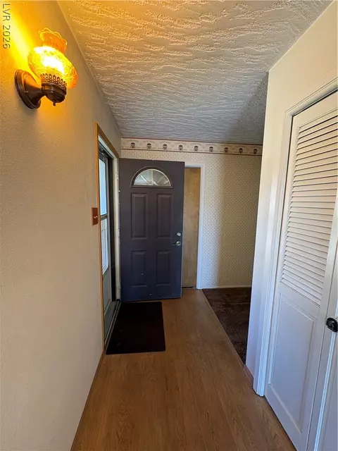 Entry Way - 173 E Grant Ave, Ely, NV 89301 photo 1 of 4