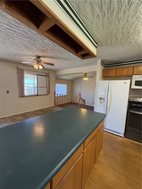 Kitchen - 173 E Grant Ave, Ely, NV 89301 photo 3 of 5