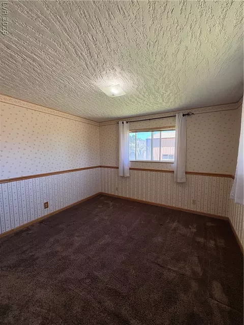 Bedroom - 173 E Grant Ave, Ely, NV 89301 photo 8 of 11