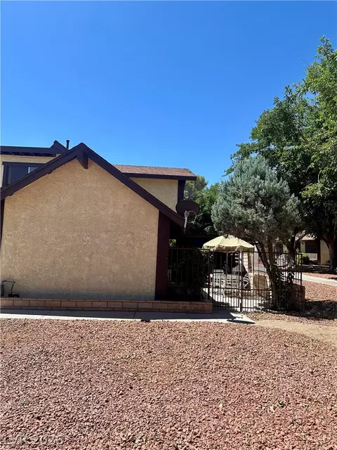 3151 Batavia Dr, Las Vegas, NV 89102