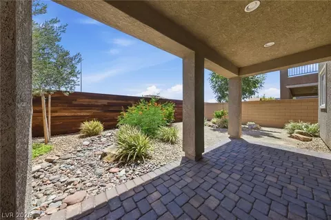 7547 Tinley Creek Ave, Las Vegas, NV 89113