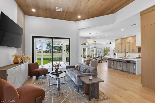 9149 Villa Ridge Dr, Las Vegas, NV 89134