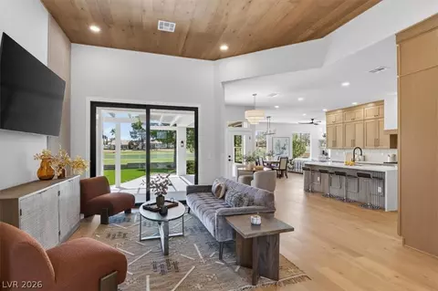 9149 Villa Ridge Dr, Las Vegas, NV 89134